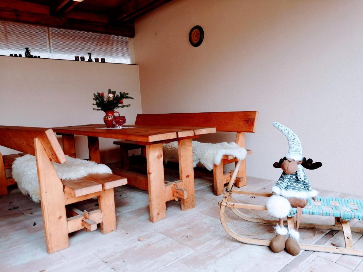 Apartman Paula -Dovolenka Pri Aquaparku Liptovský Mikuláš エクステリア 写真