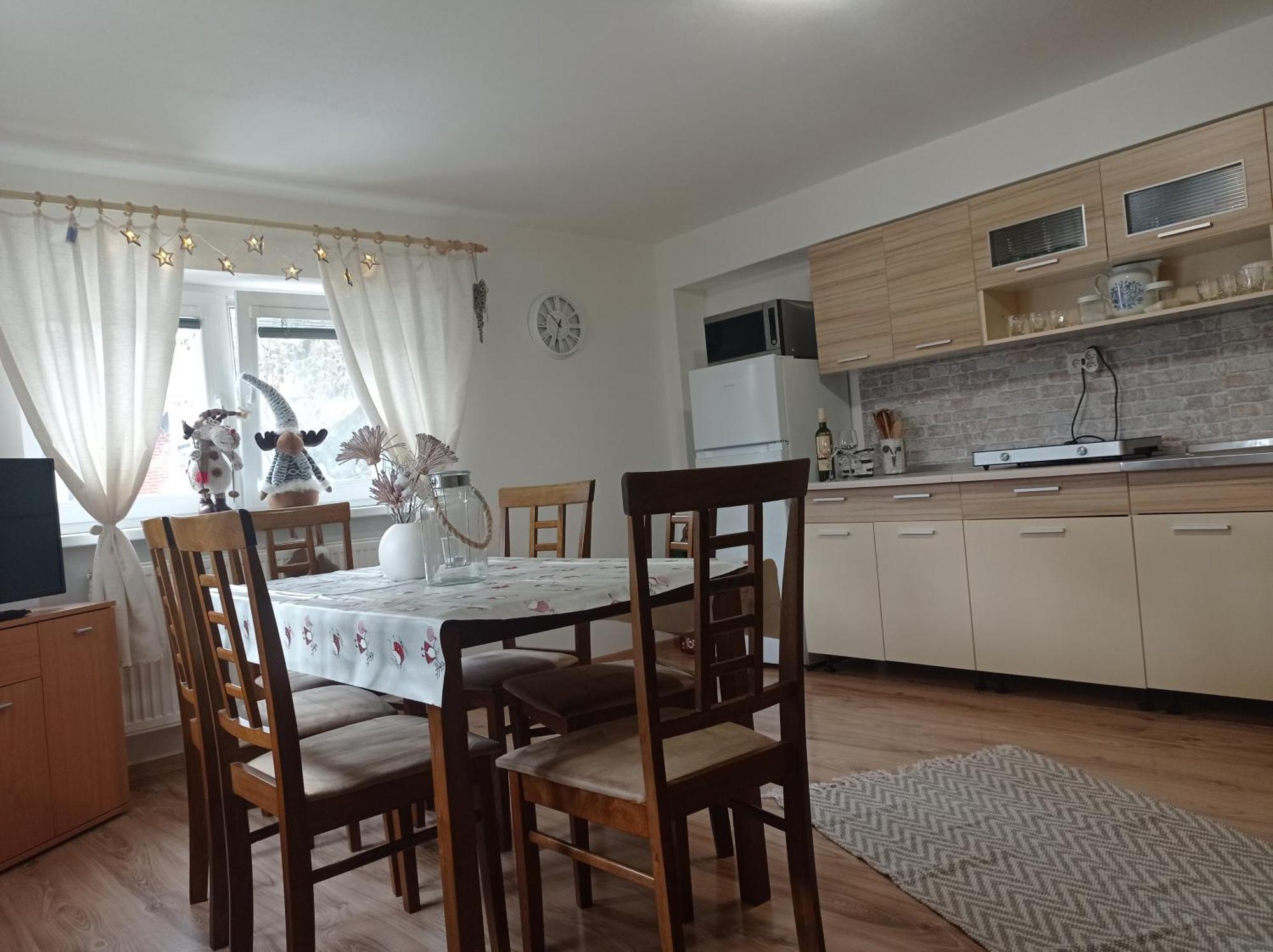 Apartman Paula -Dovolenka Pri Aquaparku Liptovský Mikuláš エクステリア 写真